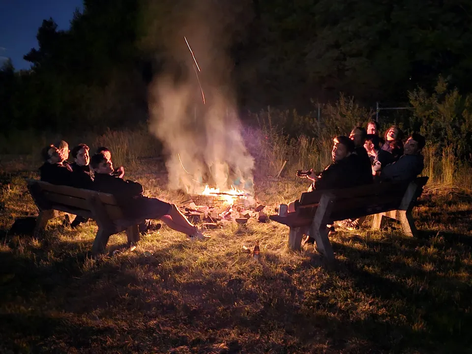 (erweiterte) Flugjugend am Lagerfeuer