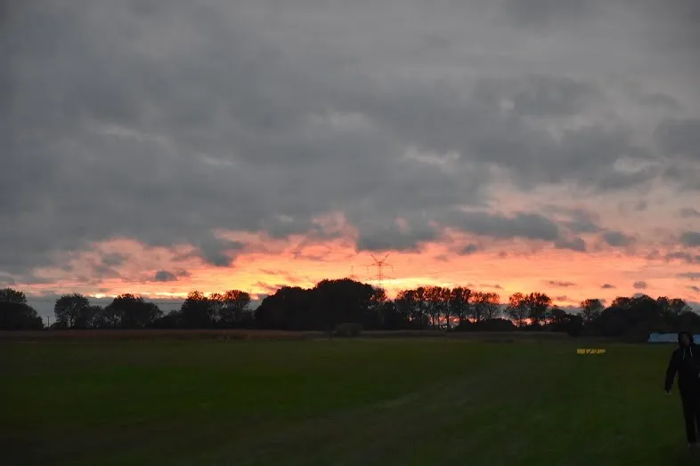 Ein Sonnenuntergang, wie es ihn sonst nur auf Gemälden gibt